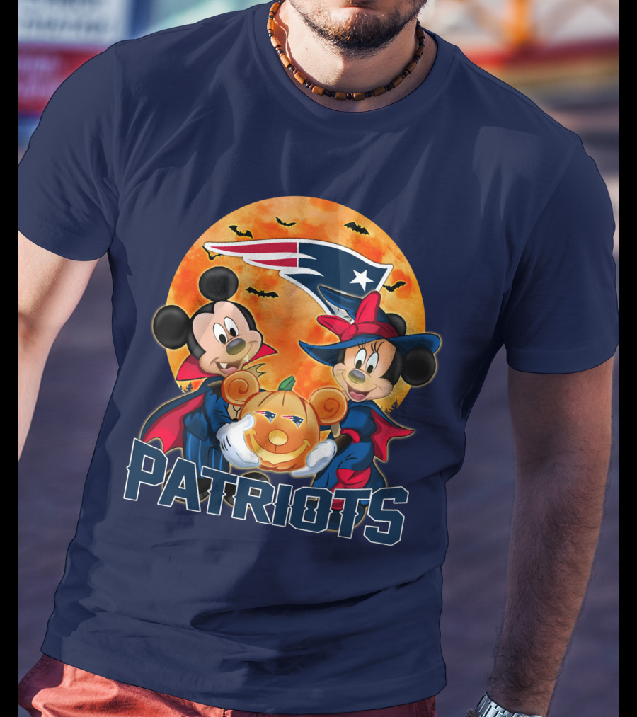 Patriots Halloween Mickey Mouse And Minnie Mouse With Pumpkin And New England Football T-Shirt