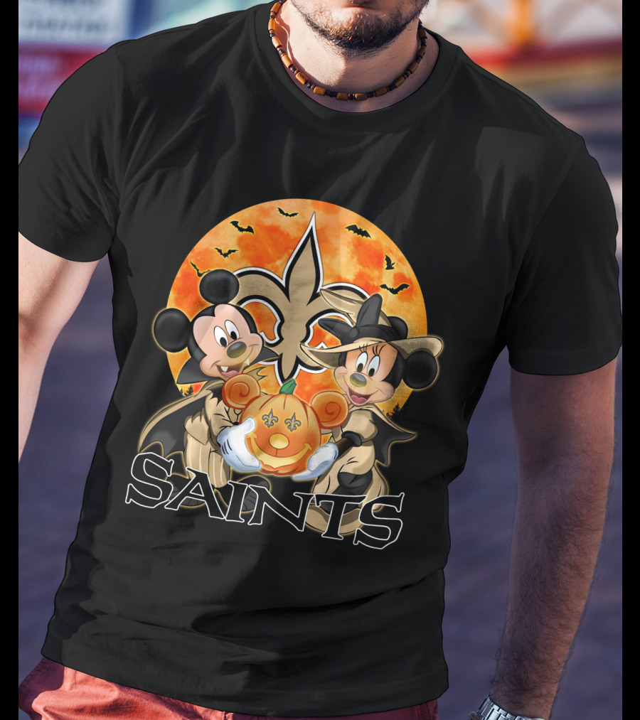New Orleans Saints Mickey And Minnie Halloween Pumpkin Fleur-de-Lis T-Shirt