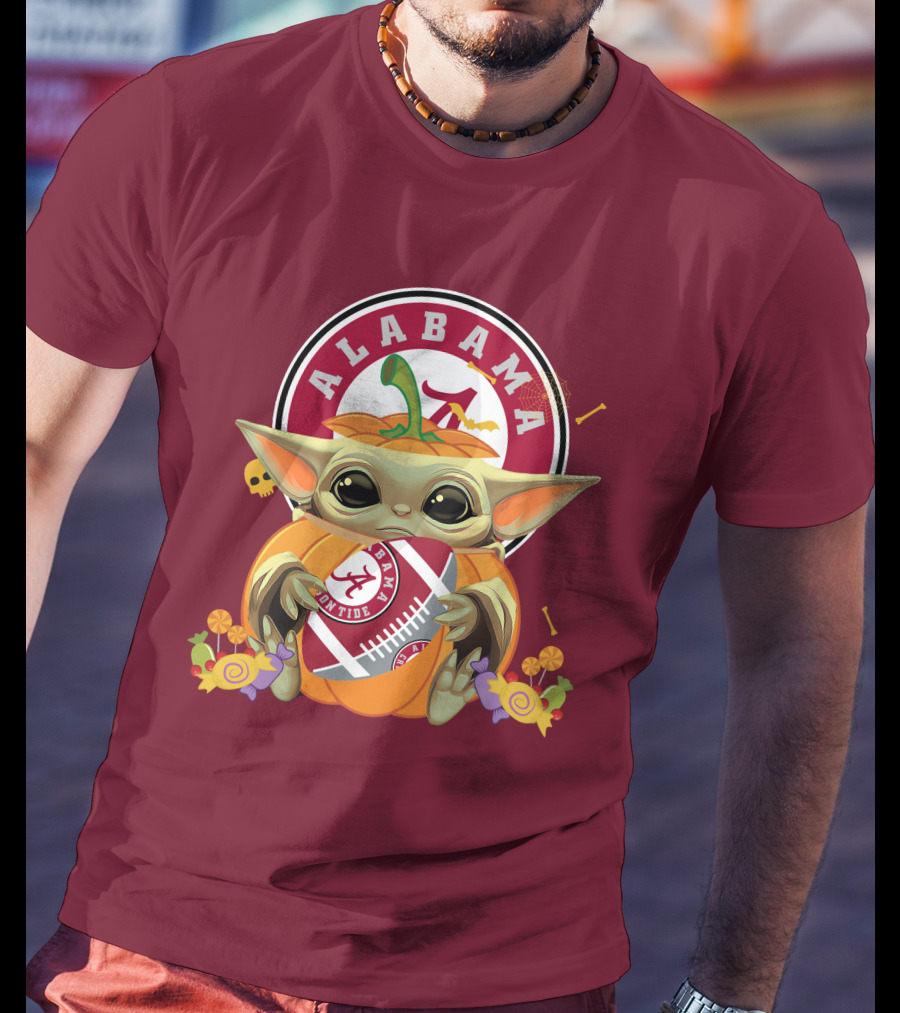 Halloween Pumpkin Baby Yoda Hug Alabama Crimson Tide Football T-Shirt