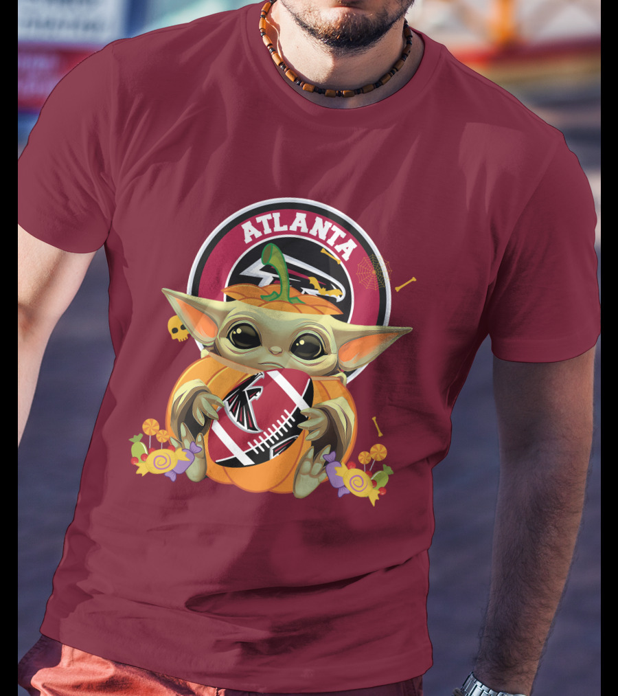 Halloween Pumpkin Baby Yoda Hug Atlanta Falcons Football T-Shirt