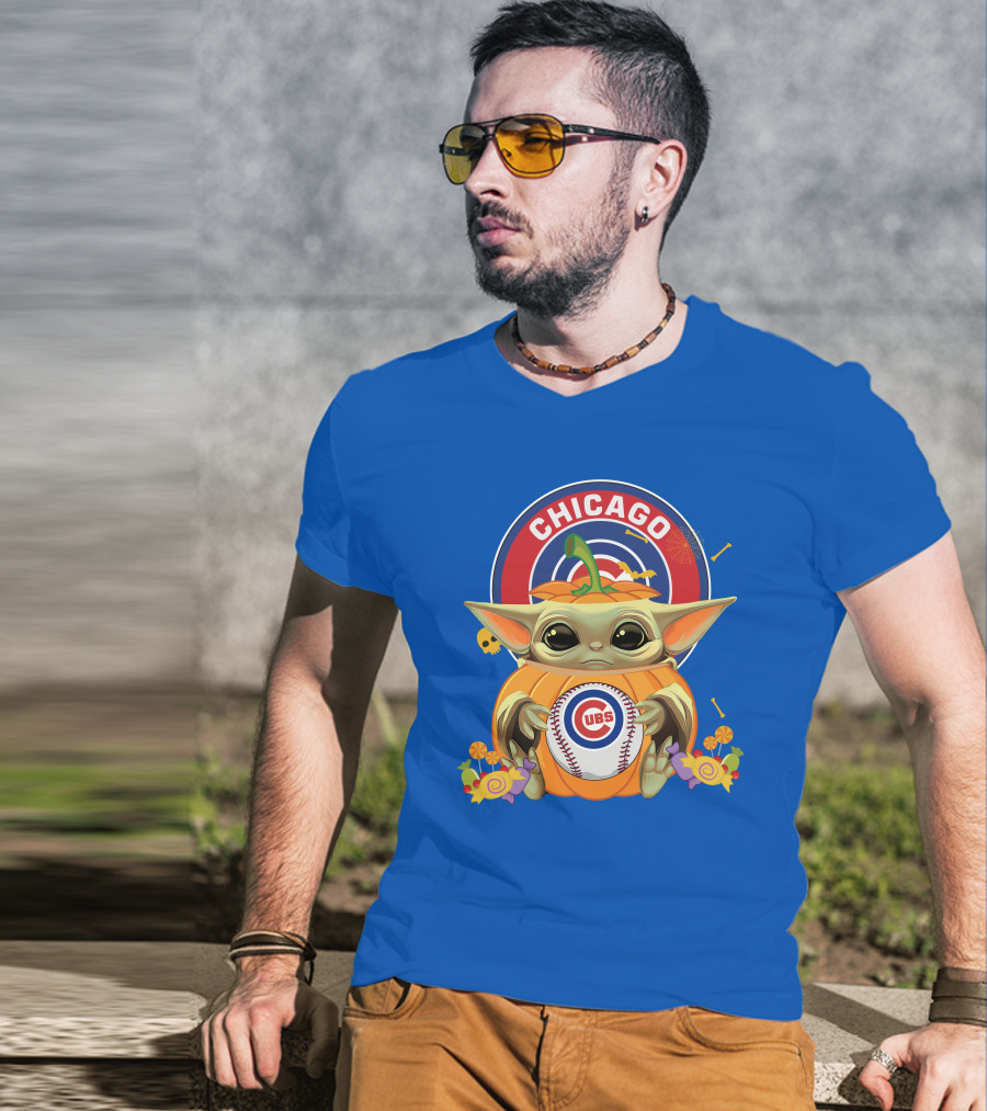 Halloween Pumpkin Baby Yoda Chicago Cubs Baseball Theme T-Shirt