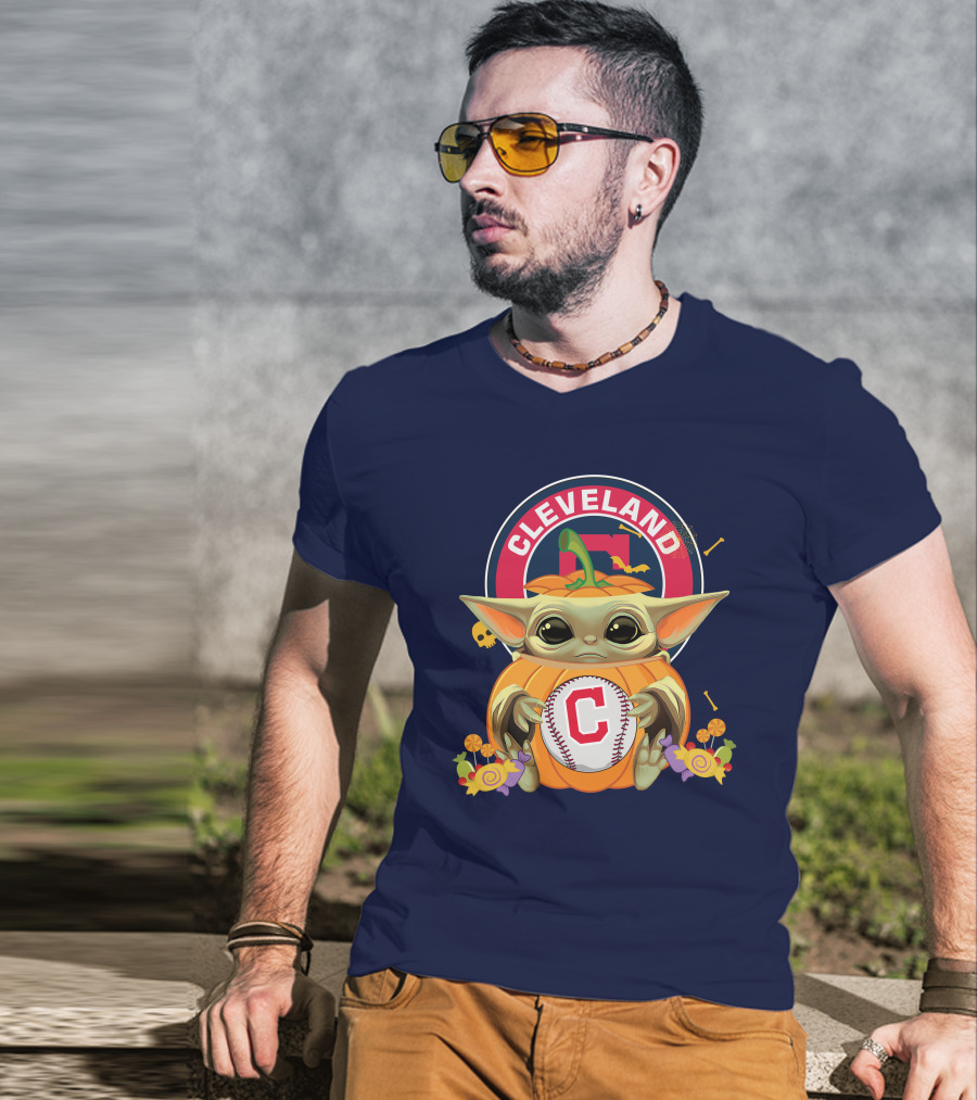 Halloween Pumpkin Baby Yoda Hug Cleveland Baseball Team T-Shirt