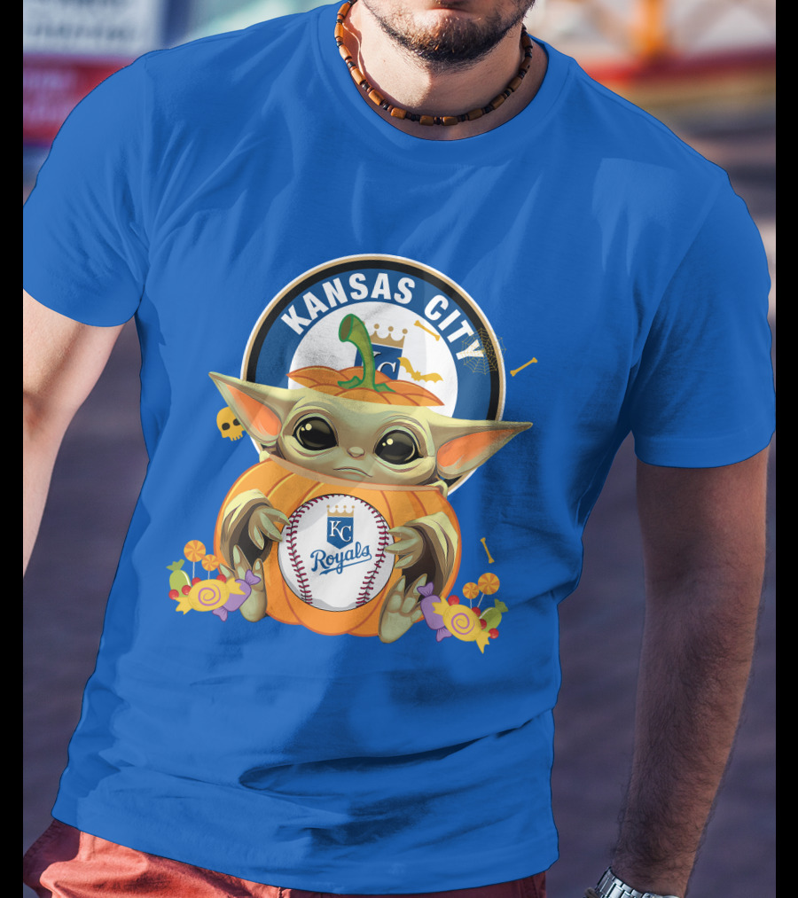 Halloween Pumpkin Baby Yoda Hug KC Royals Baseball T-Shirt