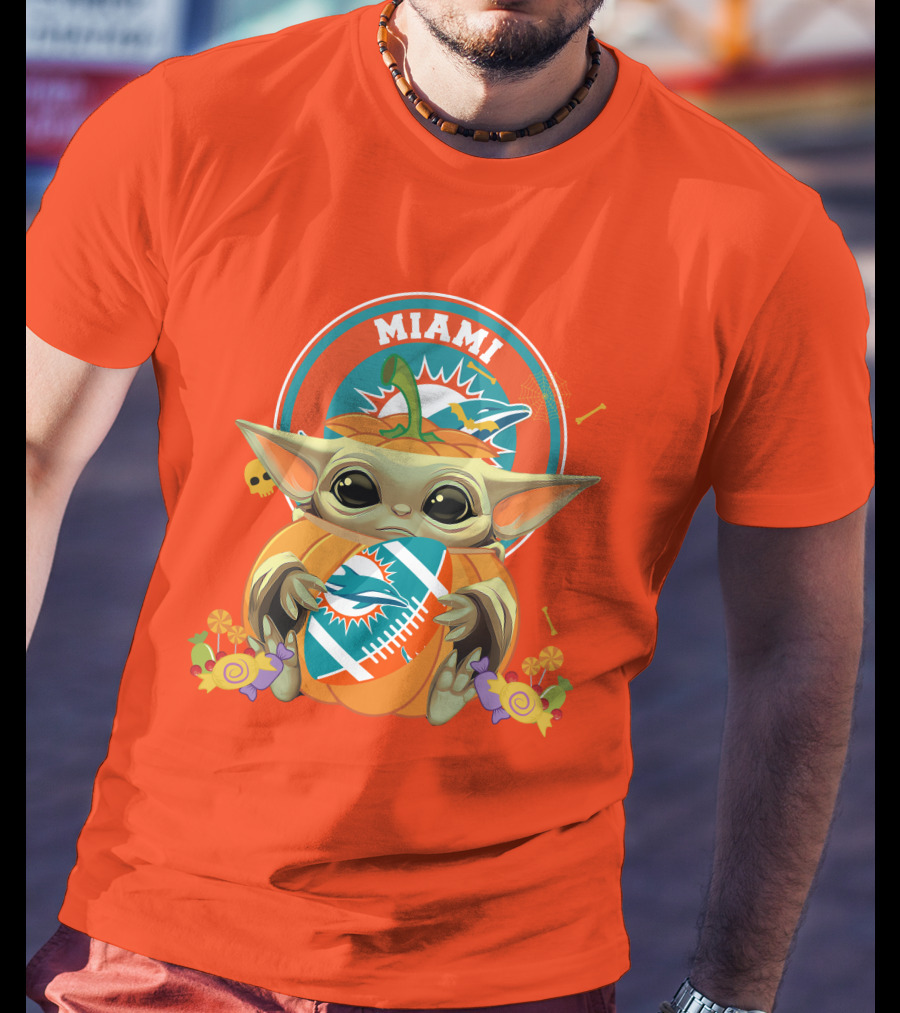 Halloween Pumpkin Baby Yoda Miami Dolphins Hug Football Candy Skulls T-Shirt