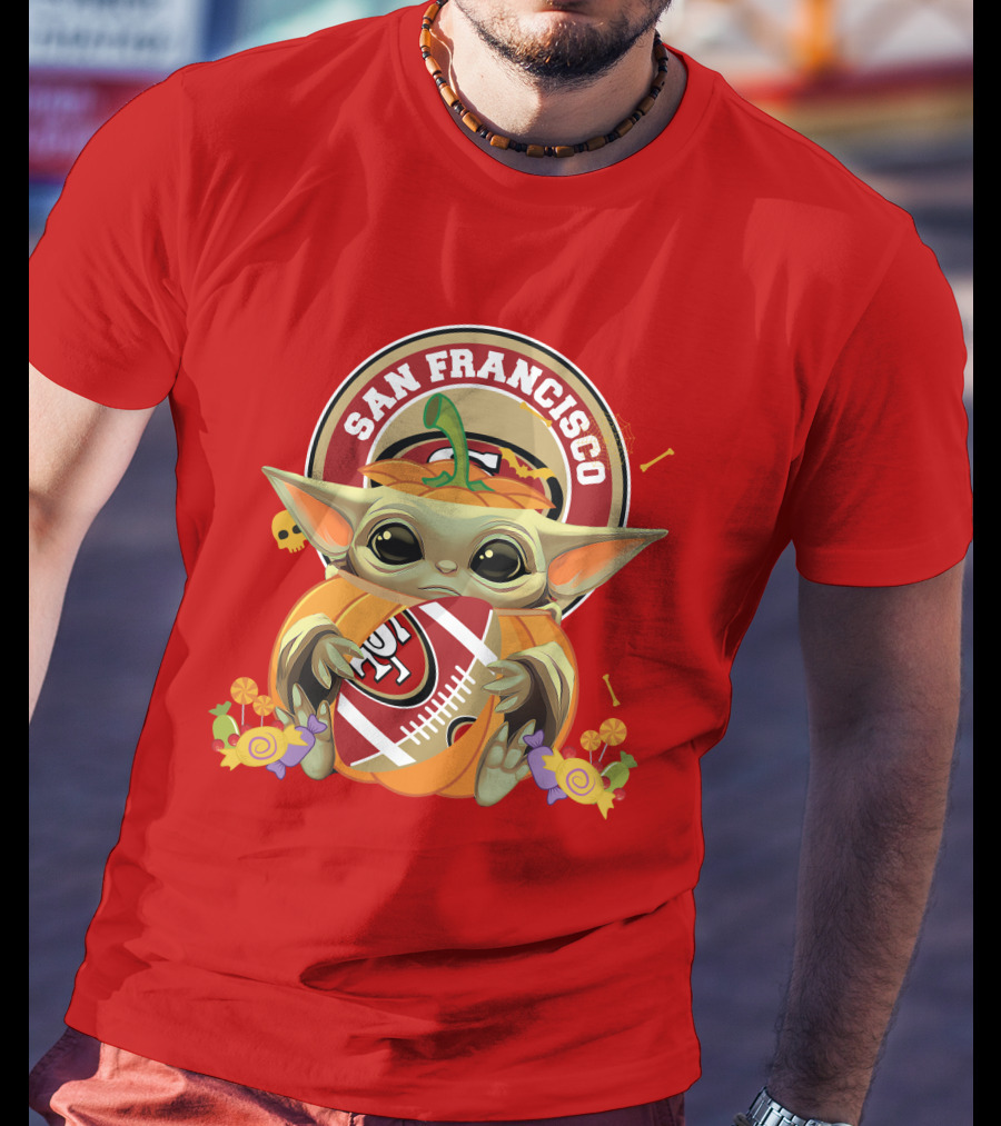 Halloween Pumpkin Baby Yoda Hug San Francisco 49ers Football T-Shirt