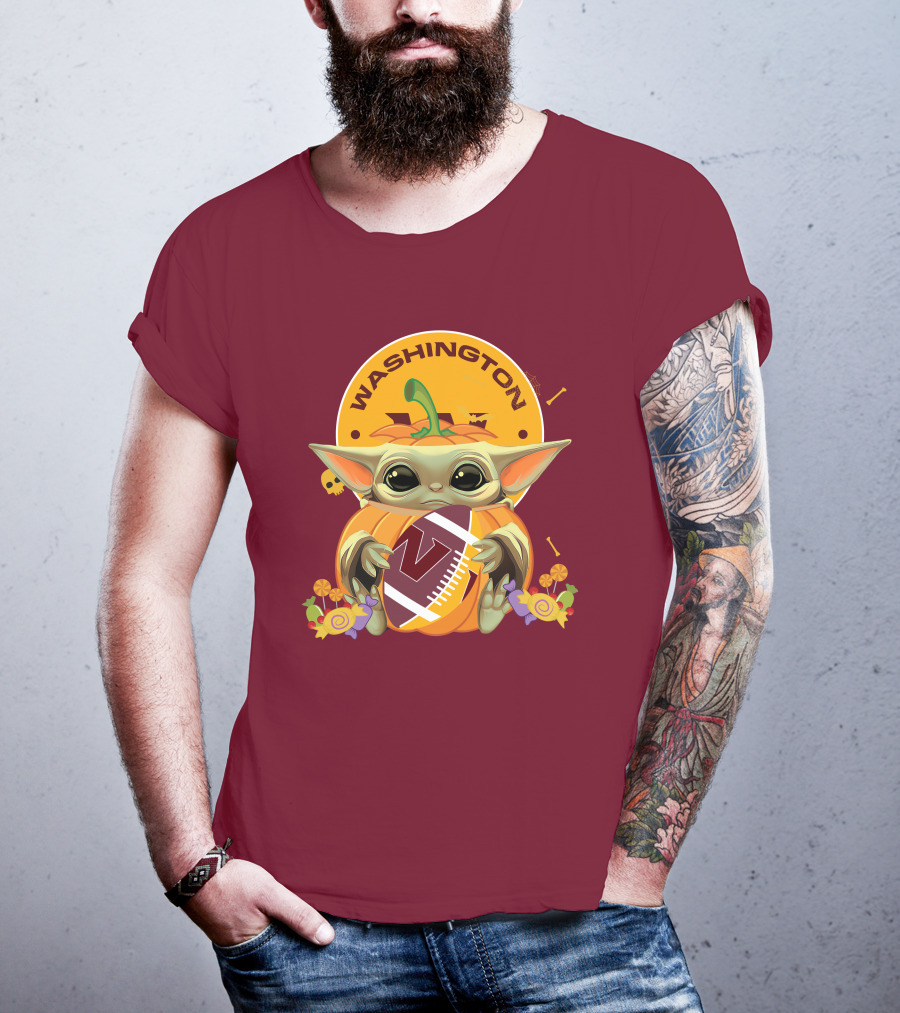 Halloween Baby Yoda Pumpkin Hugging Washington Football Team T-Shirt