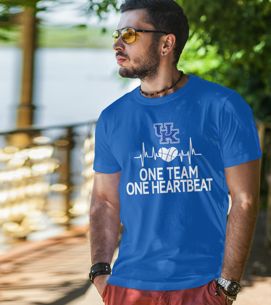 Kentucky Wildcats UK Logo One Team One Heartbeat Basketball Heartbeat T-Shirt
