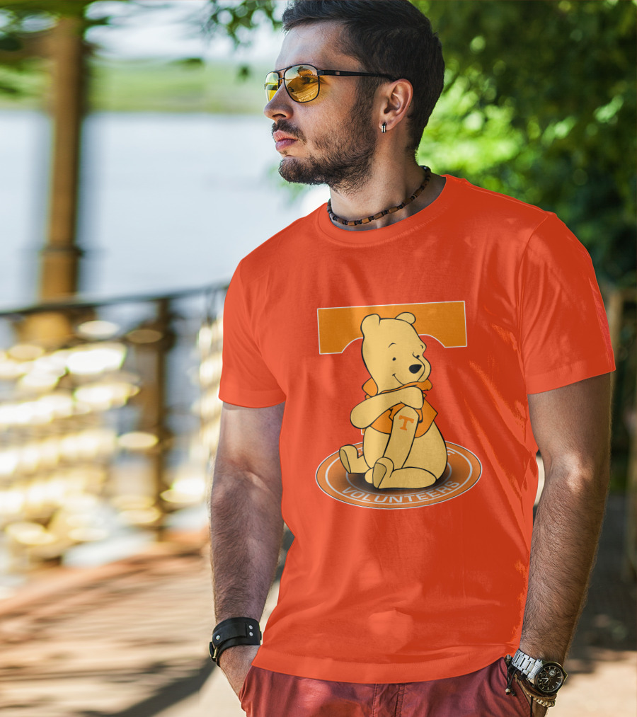 Tennessee Volunteers Winnie The Pooh Sitting With Orange T-Shirt And Big T T-Shirt