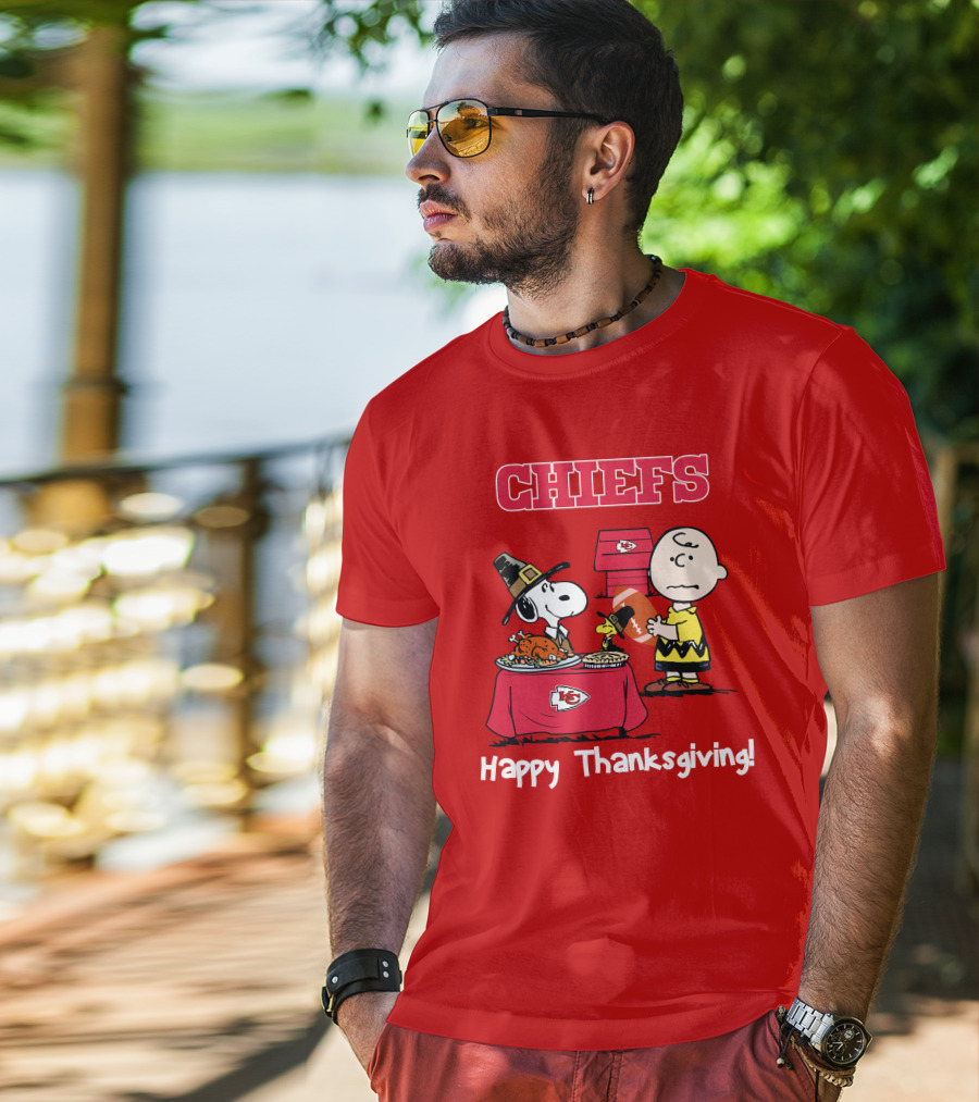 Chiefs Snoopy Charlie Brown Thanksgiving Kansas City Football T-Shirt