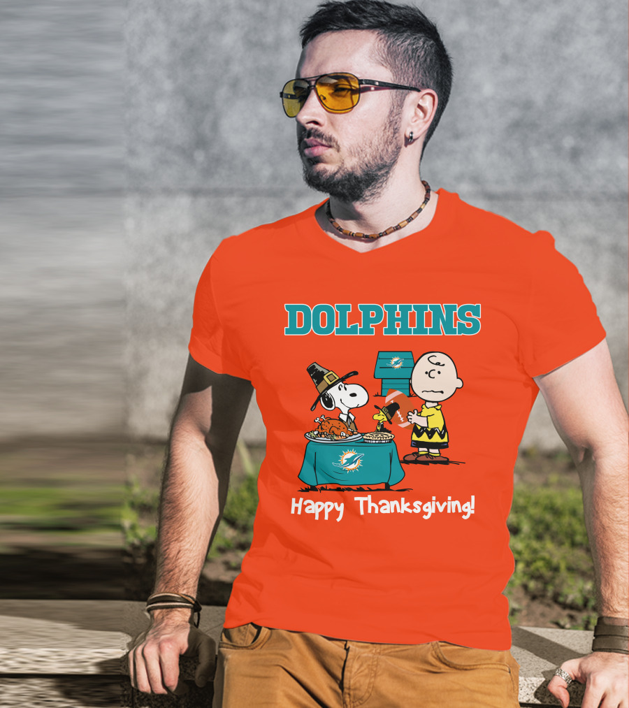Dolphins Snoopy Charlie Brown Happy Thanksgiving Miami T-Shirt
