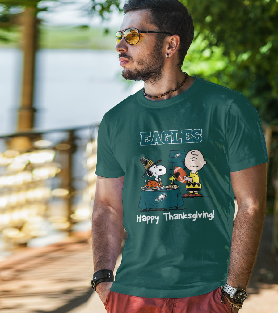 Eagles Snoopy Thanksgiving Football Peanuts Philadelphia T-Shirt