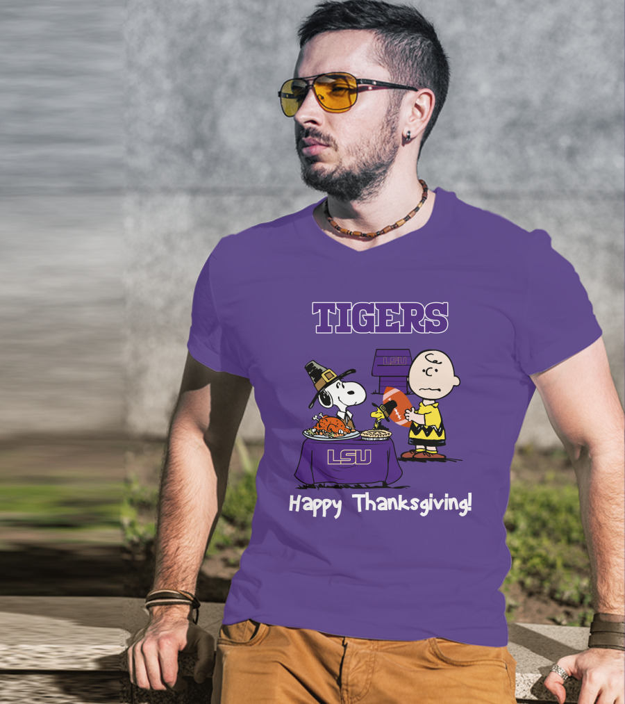 LSU Tigers Snoopy And Charlie Brown Thanksgiving Football T-Shirt