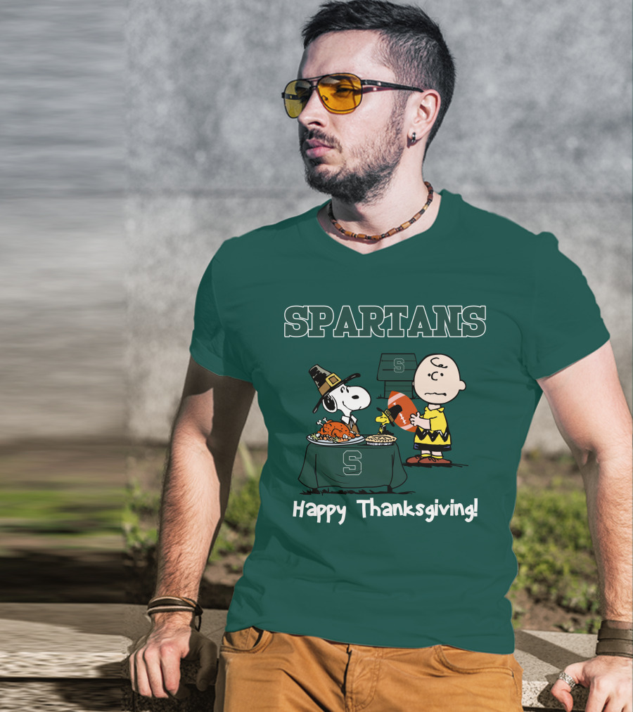 Spartans Snoopy Charlie Brown Thanksgiving Football T-Shirt