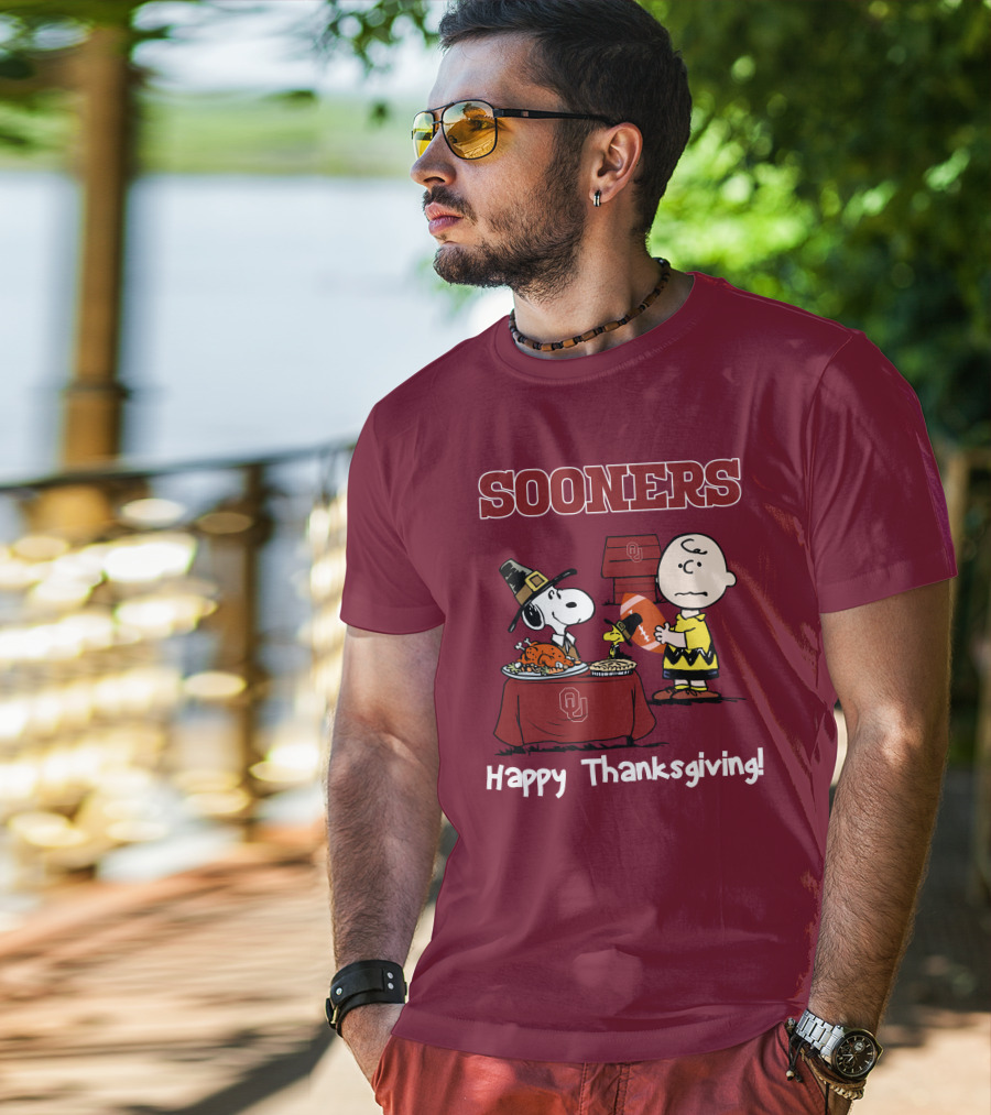 Sooners Happy Thanksgiving Snoopy And Charlie Brown T-Shirt