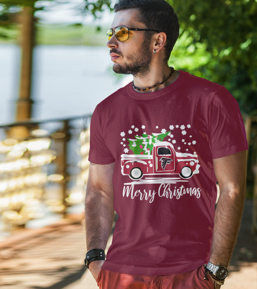 Atlanta Falcons Vintage Truck Merry Christmas T-Shirt