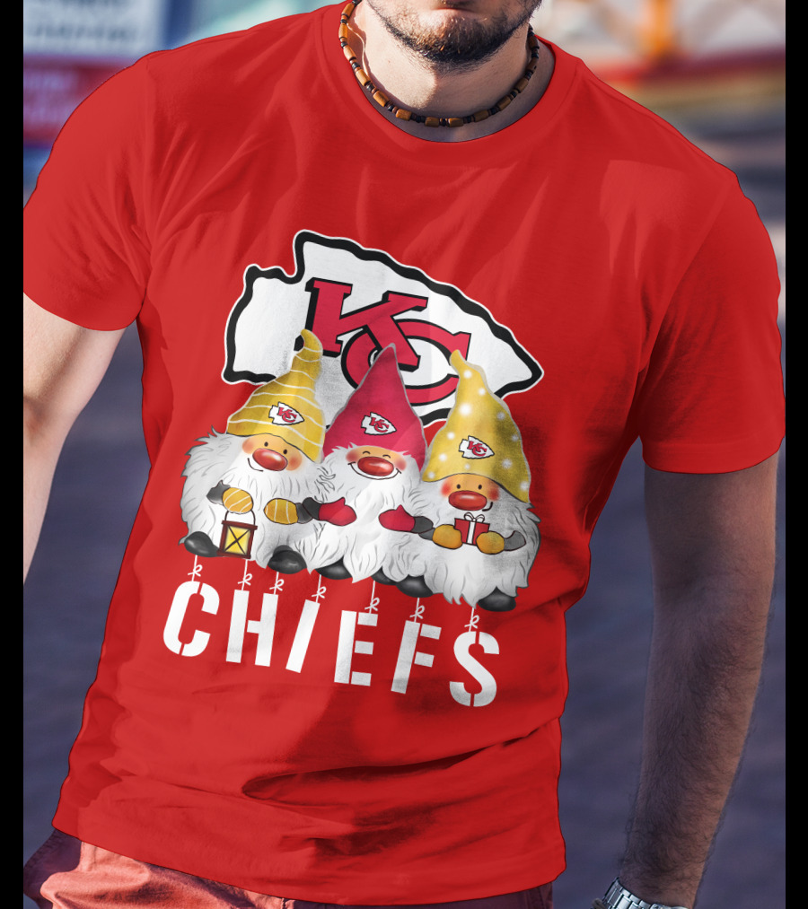 Kansas City Chiefs Merry Christmas Happy Holidays Gnomes T-Shirt