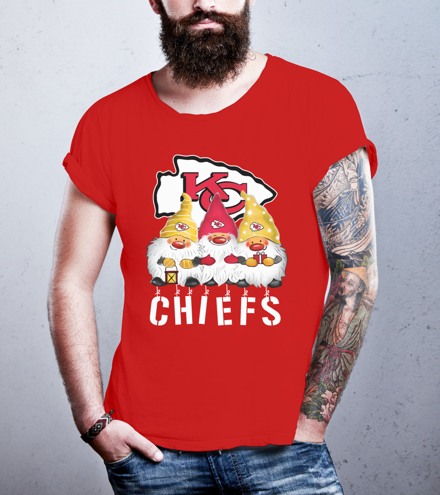 Kansas City Chiefs Merry Christmas Happy Holidays Gnomes T-Shirt