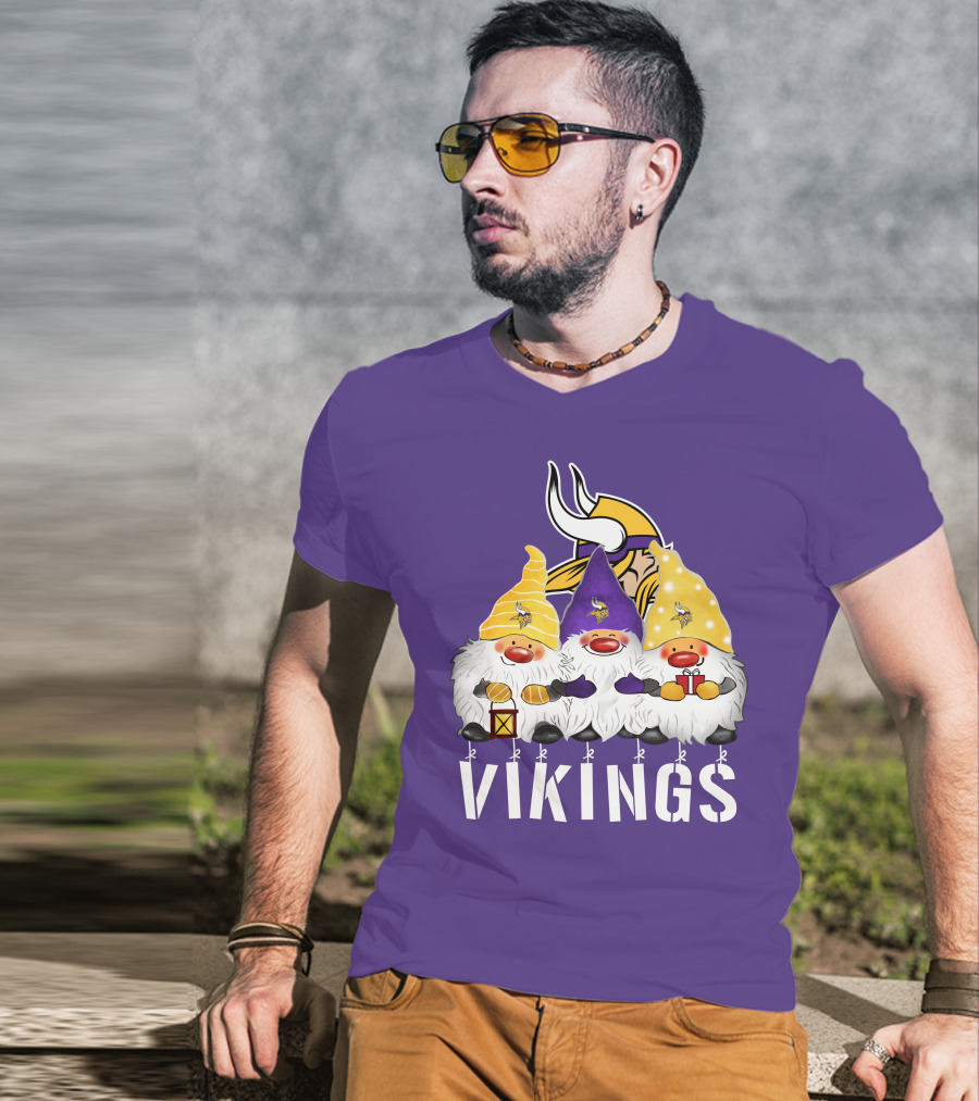 Minnesota Vikings Merry Christmas Happy Holidays Gnomes T-Shirt