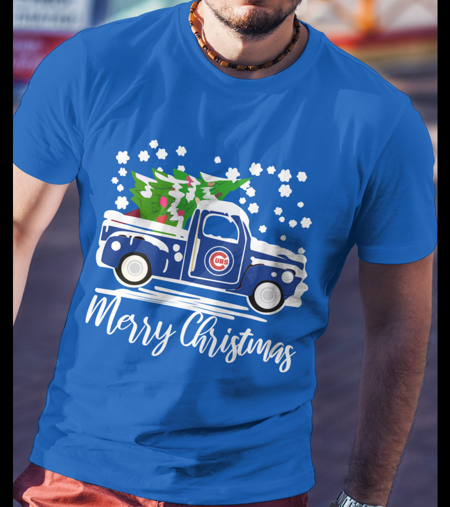 Chicago Cubs Merry Christmas Vintage Truck With Snow And Tree T-Shirt