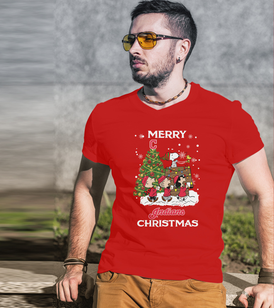 Merry Christmas Indians Snoopy Peanuts Tree Celebration T-Shirt
