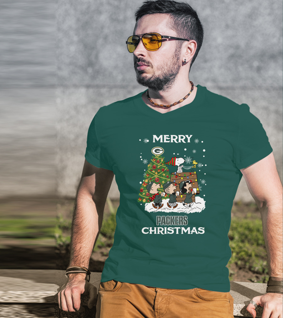Merry Christmas Green Bay Packers Peanuts Christmas Tree T-Shirt