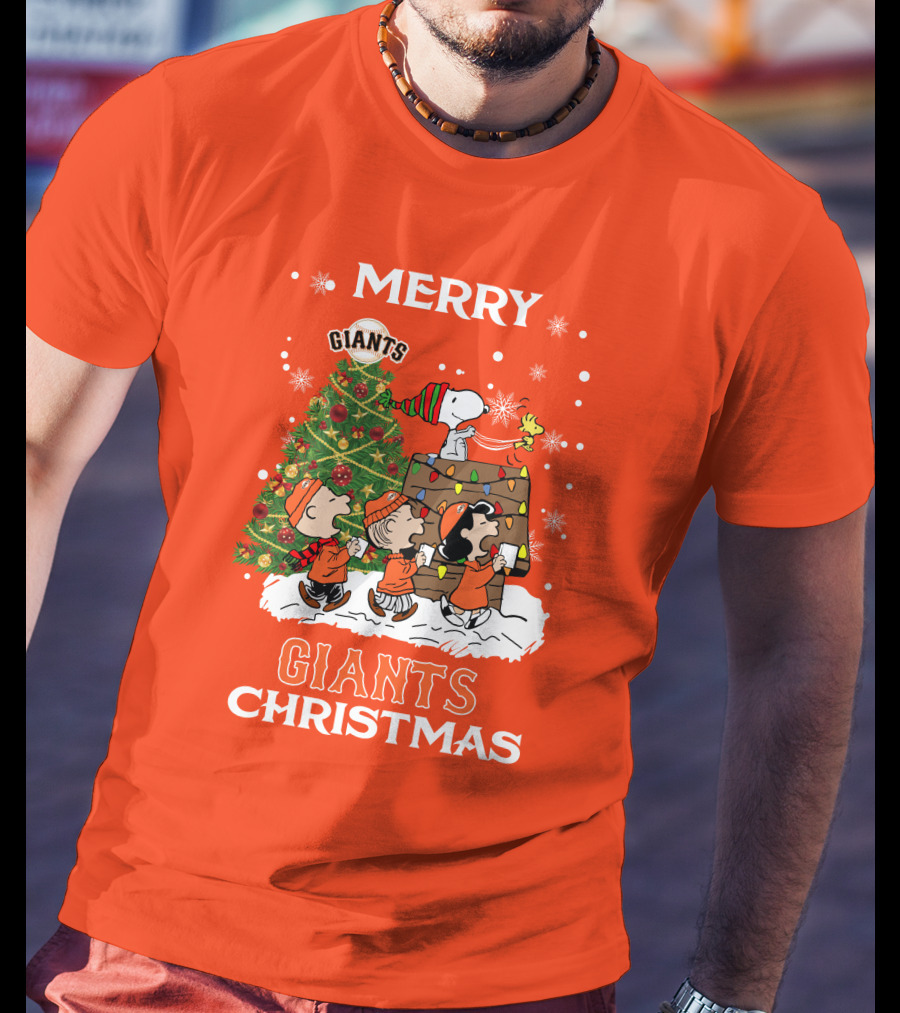 Merry Christmas San Francisco Giants Peanuts Tree T-Shirt