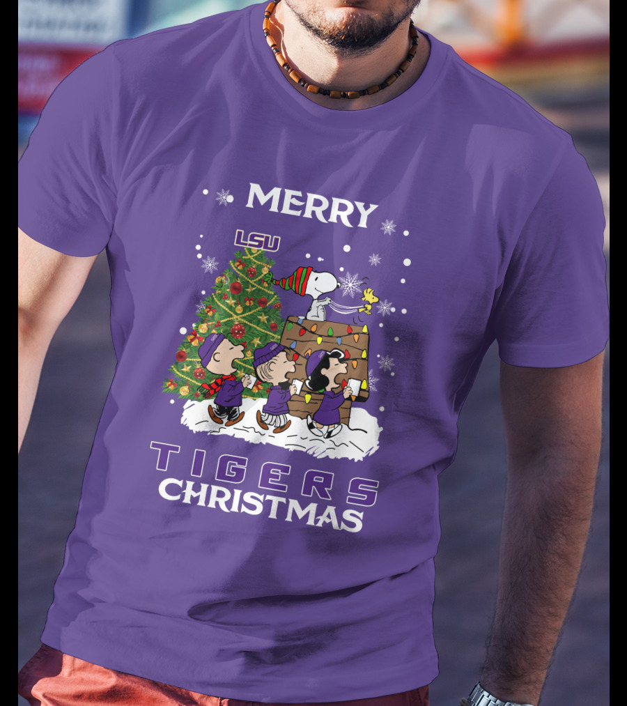 Lsu Tigers Merry Christmas Snoopy Christmas Tree Peanuts T-Shirt