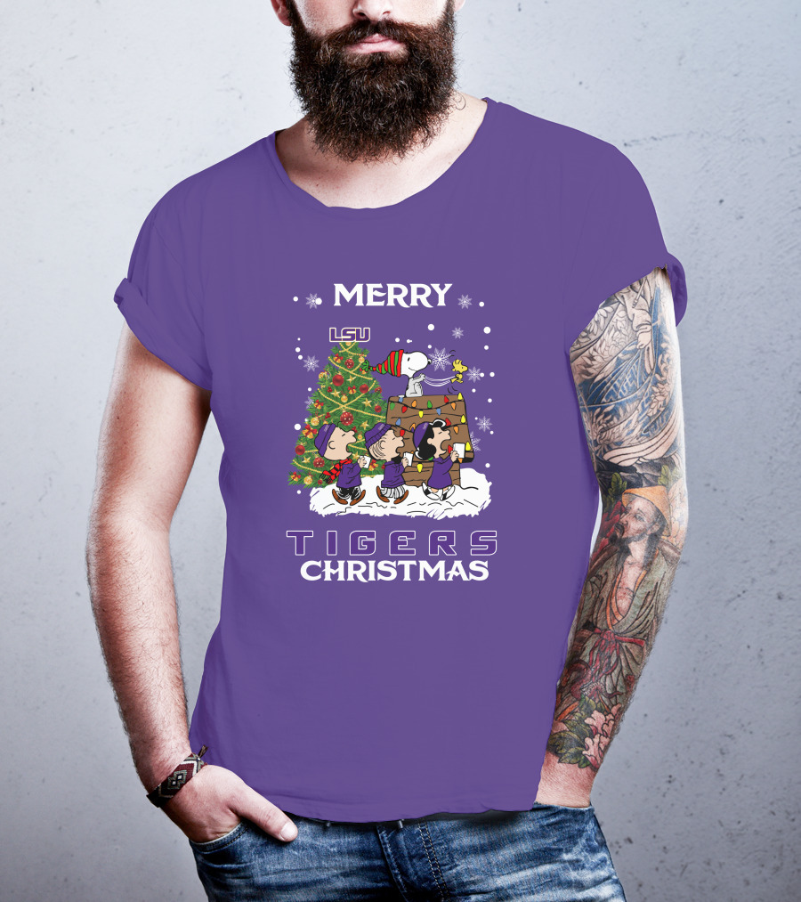 Lsu Tigers Merry Christmas Snoopy Christmas Tree Peanuts T-Shirt