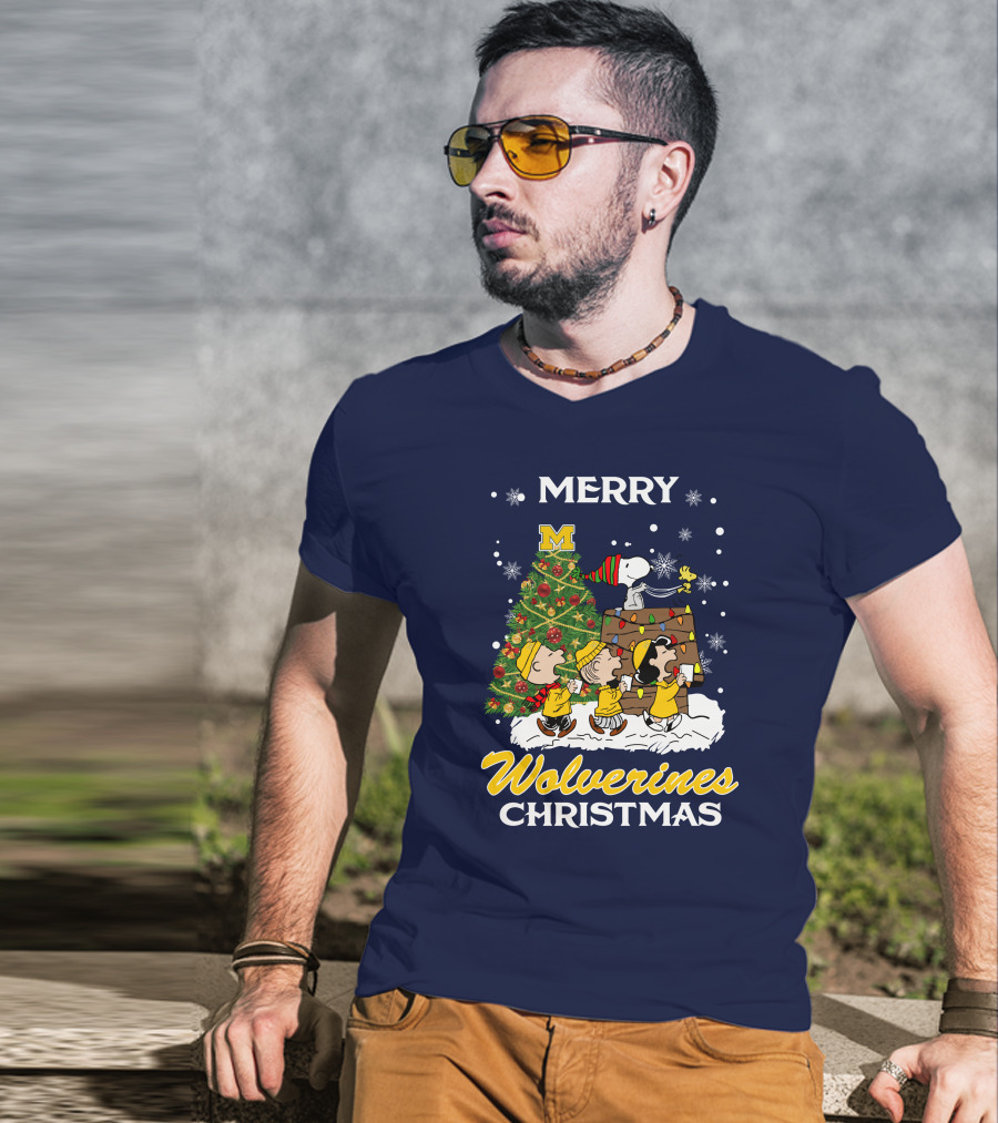 Merry Wolverines Christmas Peanuts Tree Celebration T-Shirt