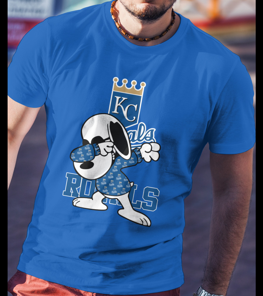 KC Royals Snoopy Dabbing Royals T-Shirt