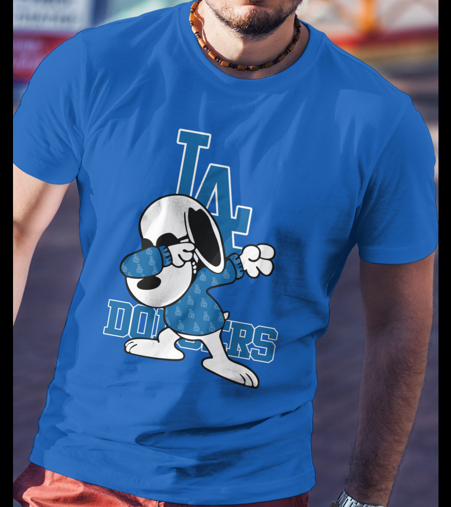 Los Angeles Dodgers Snoopy Dabbing LA T-Shirt
