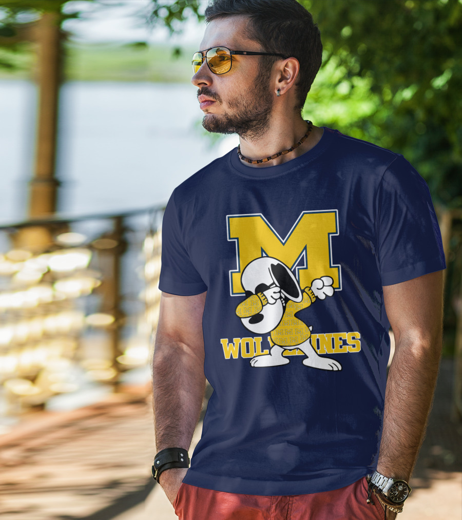 Michigan Wolverines Snoopy Dab With Block M T-Shirt