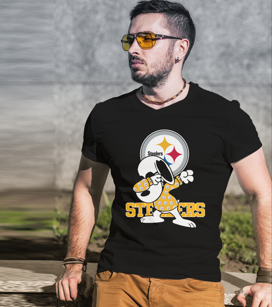 Pittsburgh Steelers Snoopy Dabbing Fan T-Shirt