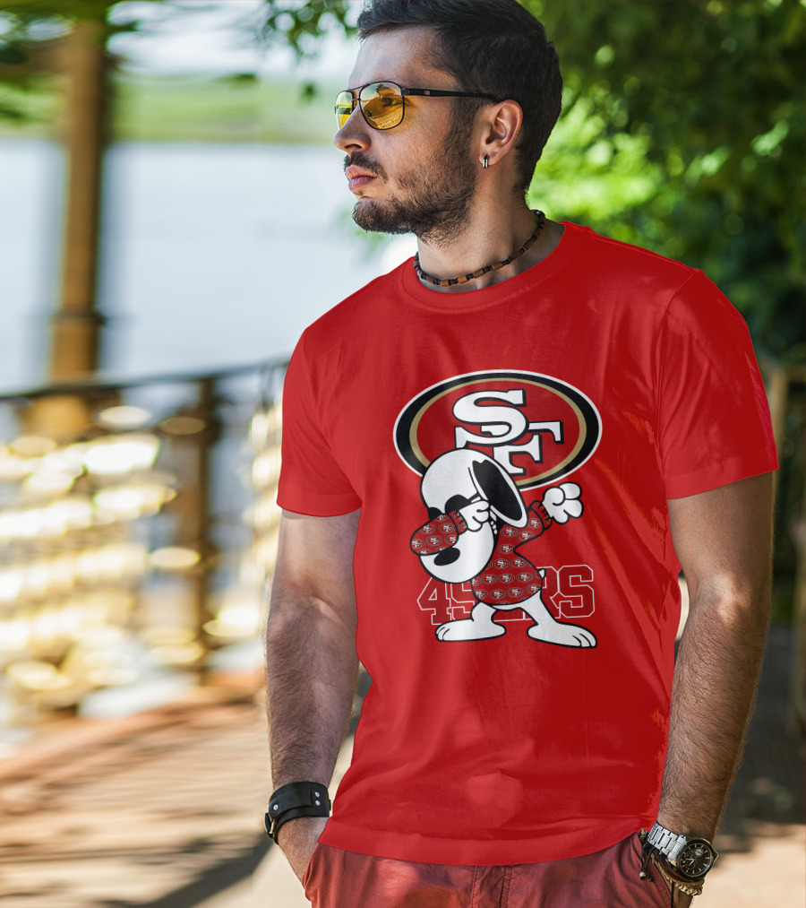 San Francisco 49ers Snoopy Dabbing SF T-Shirt