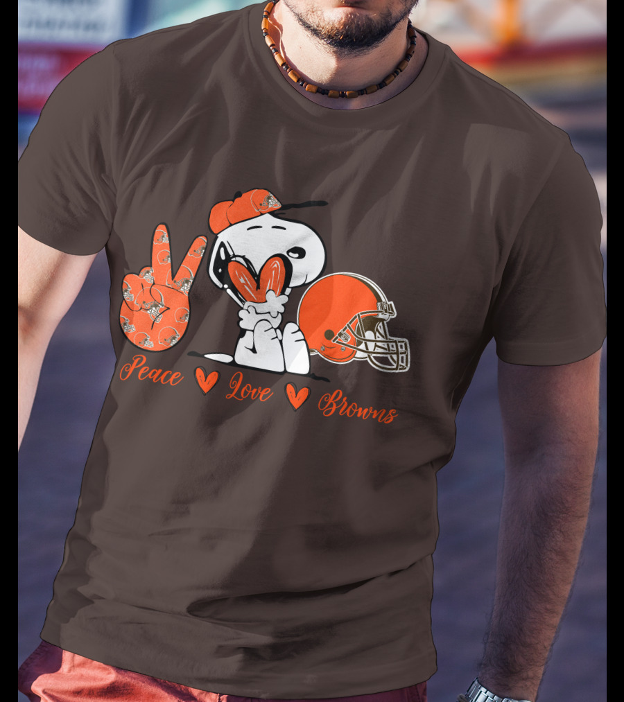 Peace Love Browns Snoopy Cleveland Browns Helmet T-Shirt