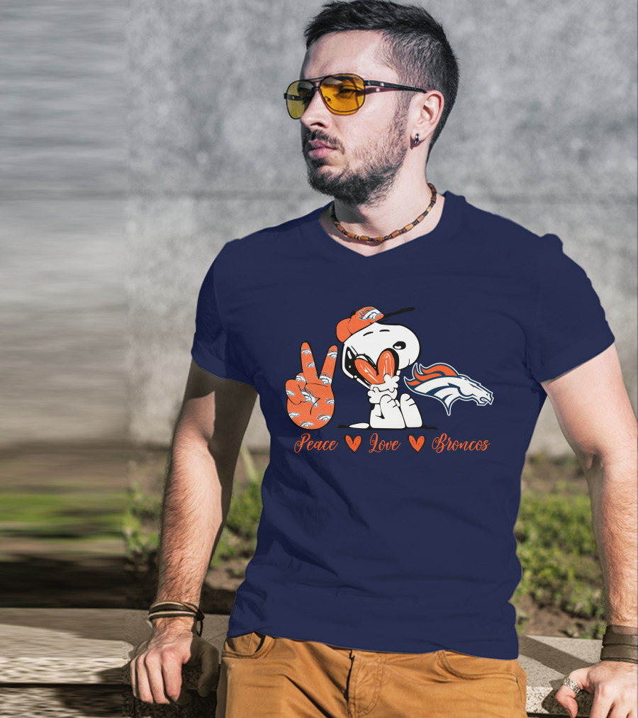 Peace Love Denver Broncos Snoopy Embrace T-Shirt