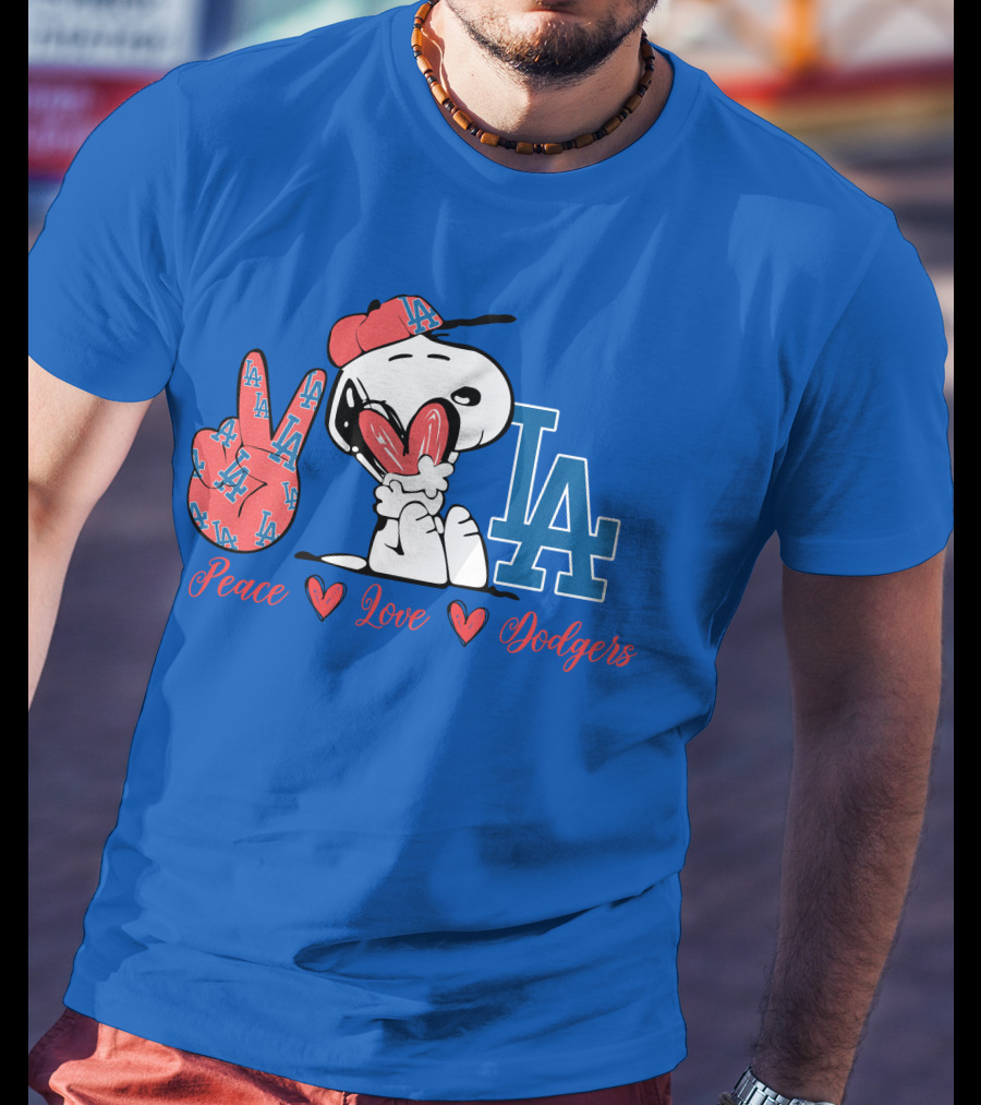 Peace Love Los Angeles Dodgers Snoopy La T-Shirt