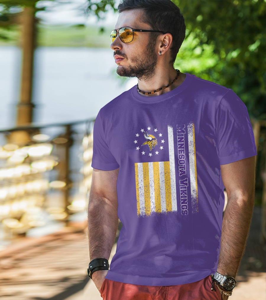 Minnesota Vikings American Flag Stars And Stripes T-Shirt