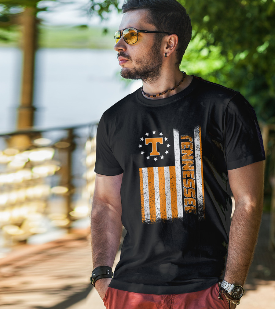 Tennessee Volunteers American Flag Stars And Stripes Vintage Look T-Shirt