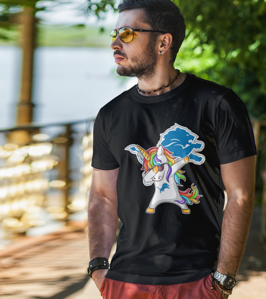 Detroit Lions Rainbow Unicorn Dabbing T-Shirt