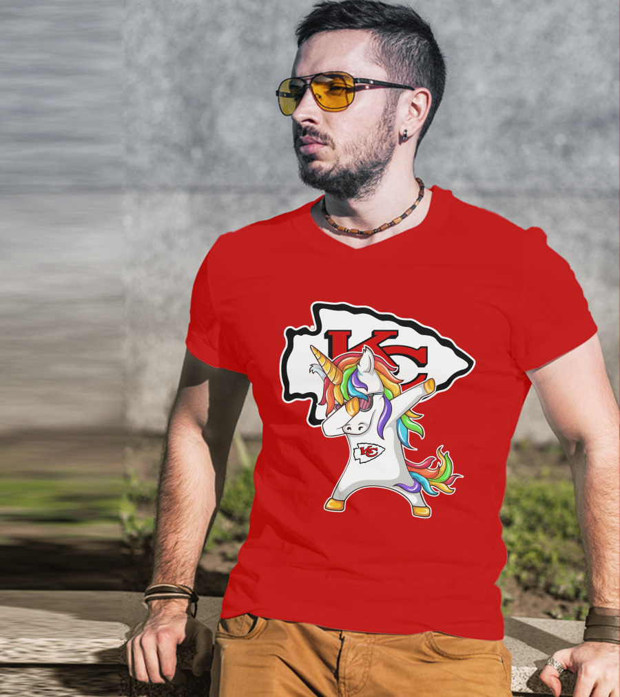 Kansas City Chiefs Unicorn Dabbing KC Logo Rainbow Mane T-Shirt