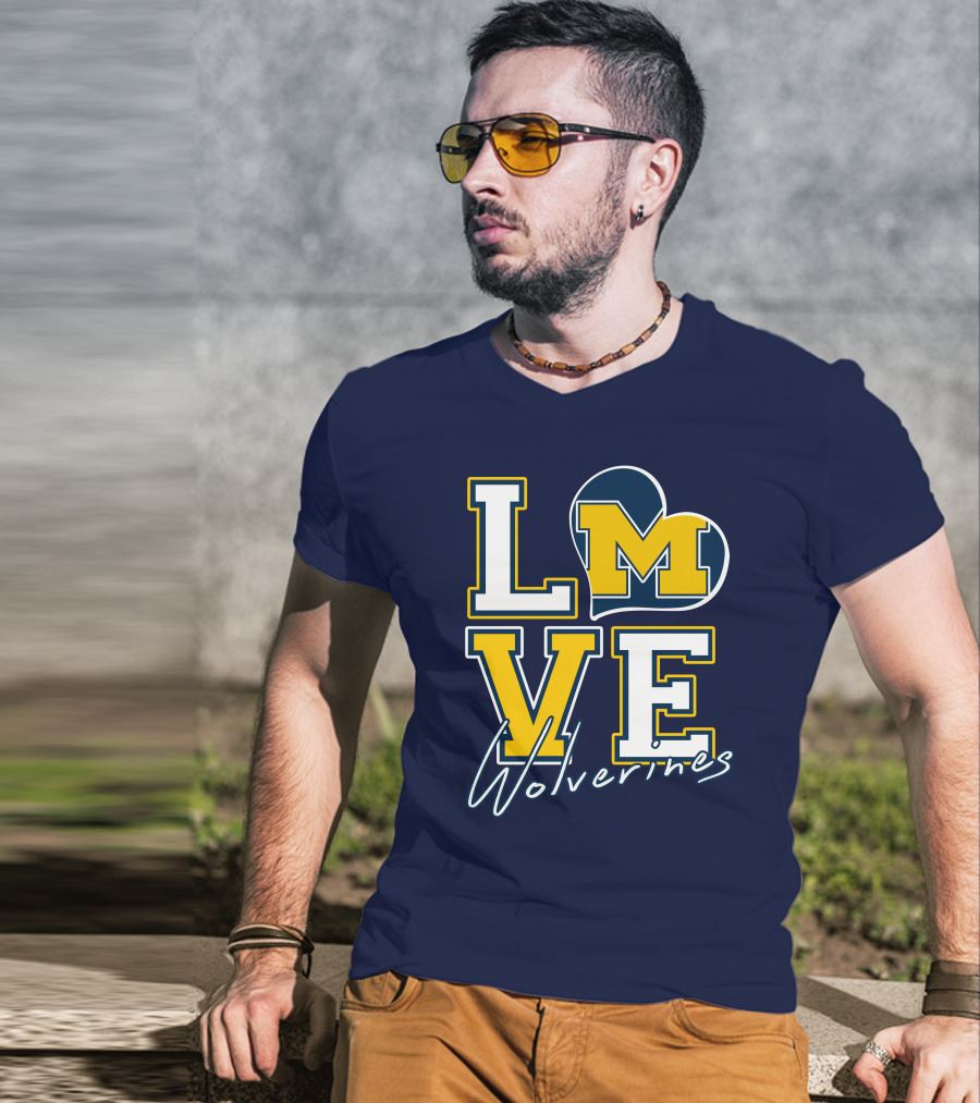 Love Michigan Wolverines Heart T-Shirt