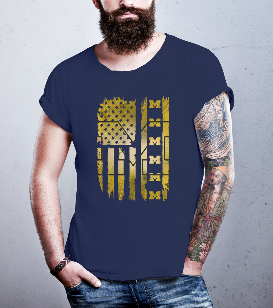 Michigan Wolverines M American Flag T-Shirt