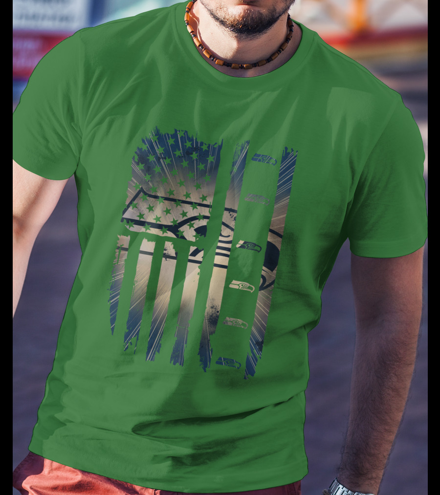 Seattle Seahawks American Flag Distressed Vintage T-Shirt