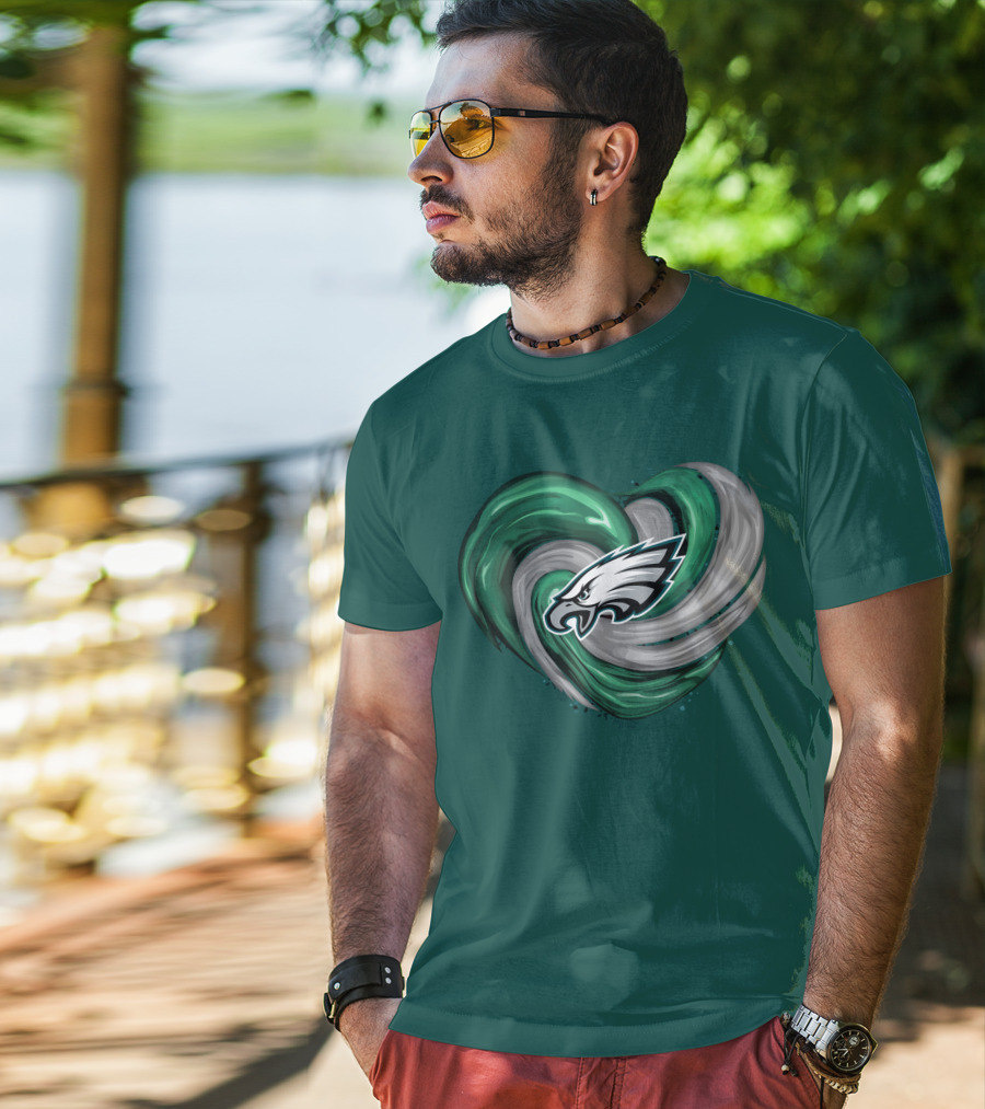 Philadelphia Eagles Heart Swirl T-Shirt