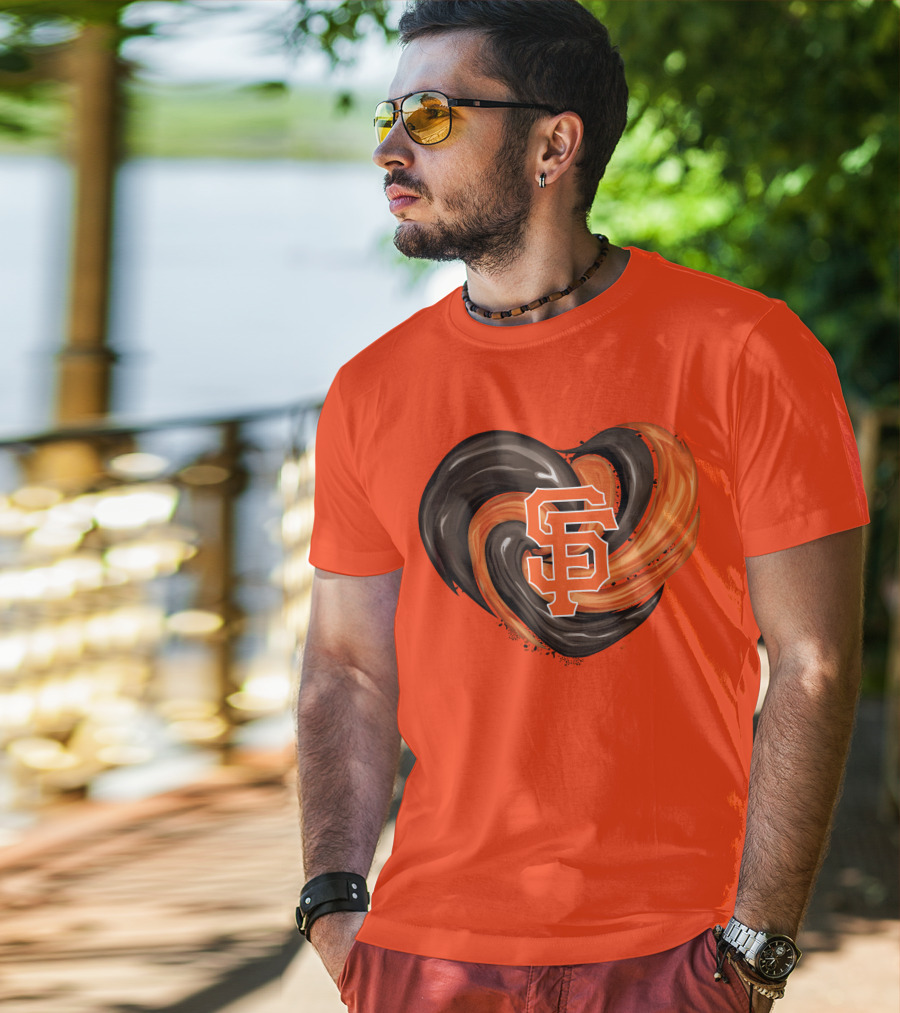 San Francisco Giants Heart Logo Swirl T-Shirt