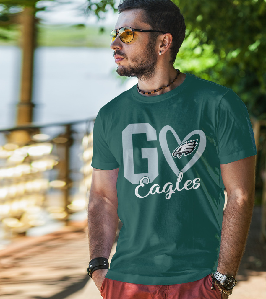 Go Eagles Philadelphia Eagles Logo Heart T-Shirt