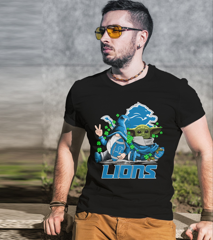 Leprechauns Gnomes Baby Yoda Lions Football Detroit Clover Hug T-Shirt