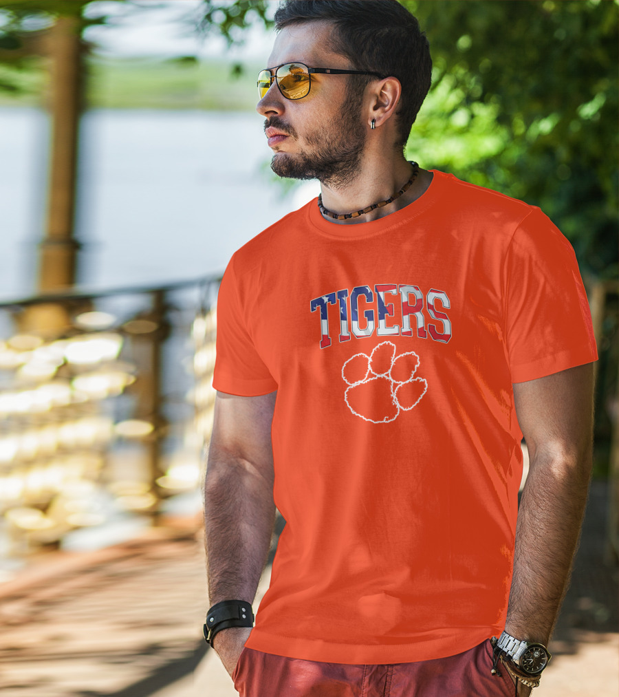 Tigers American Flag Paw Prints T-Shirt