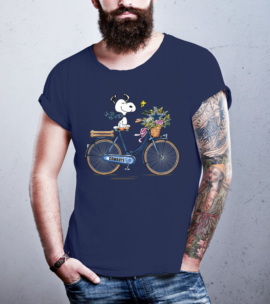 Dallas Cowboys Snoopy On Bicycle With Flowers And Star Basket T-Shirt